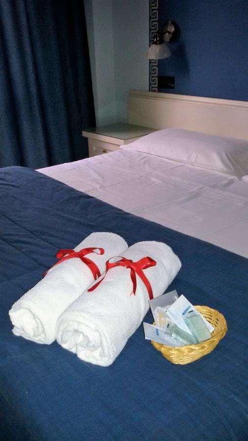 Il Grifo Hotel E Bisteccheria Toscana Montepulciano Stazione 객실 사진