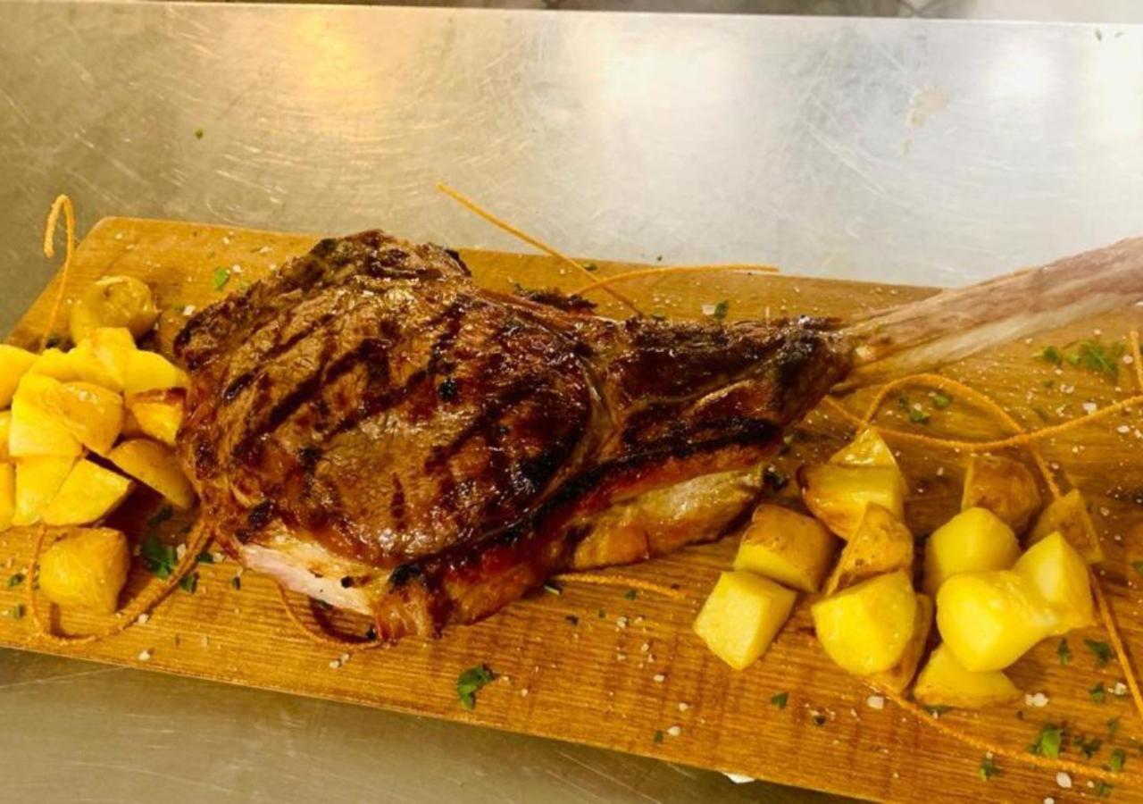 Il Grifo Hotel E Bisteccheria Toscana Montepulciano Stazione 외부 사진