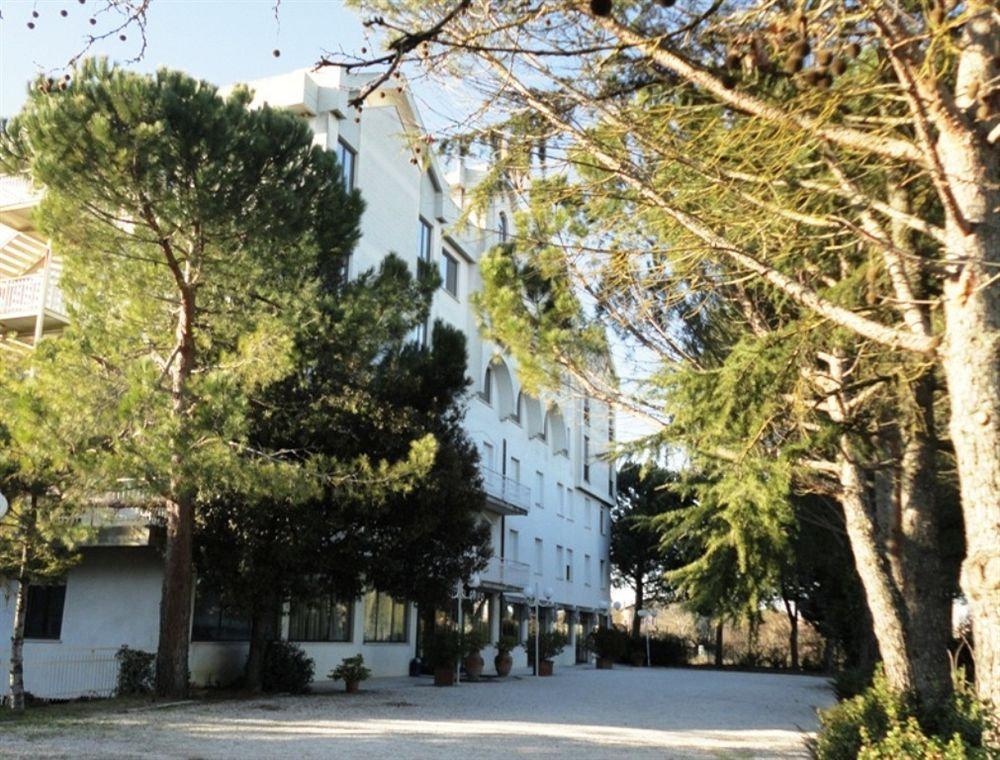 Il Grifo Hotel E Bisteccheria Toscana Montepulciano Stazione 외부 사진