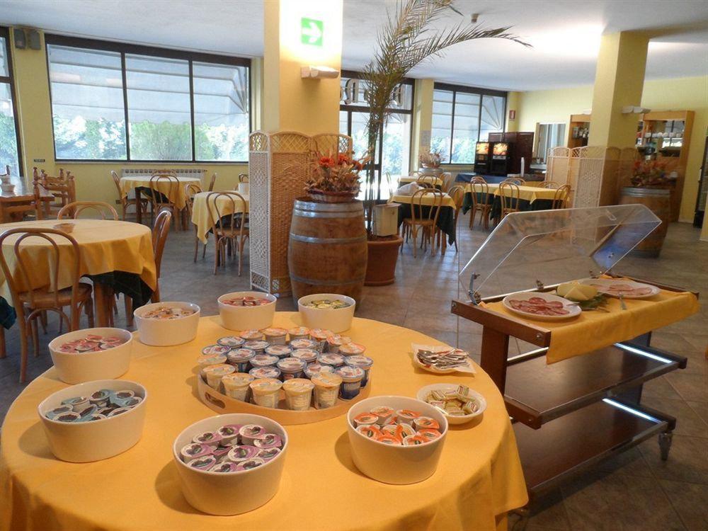 Il Grifo Hotel E Bisteccheria Toscana Montepulciano Stazione 외부 사진