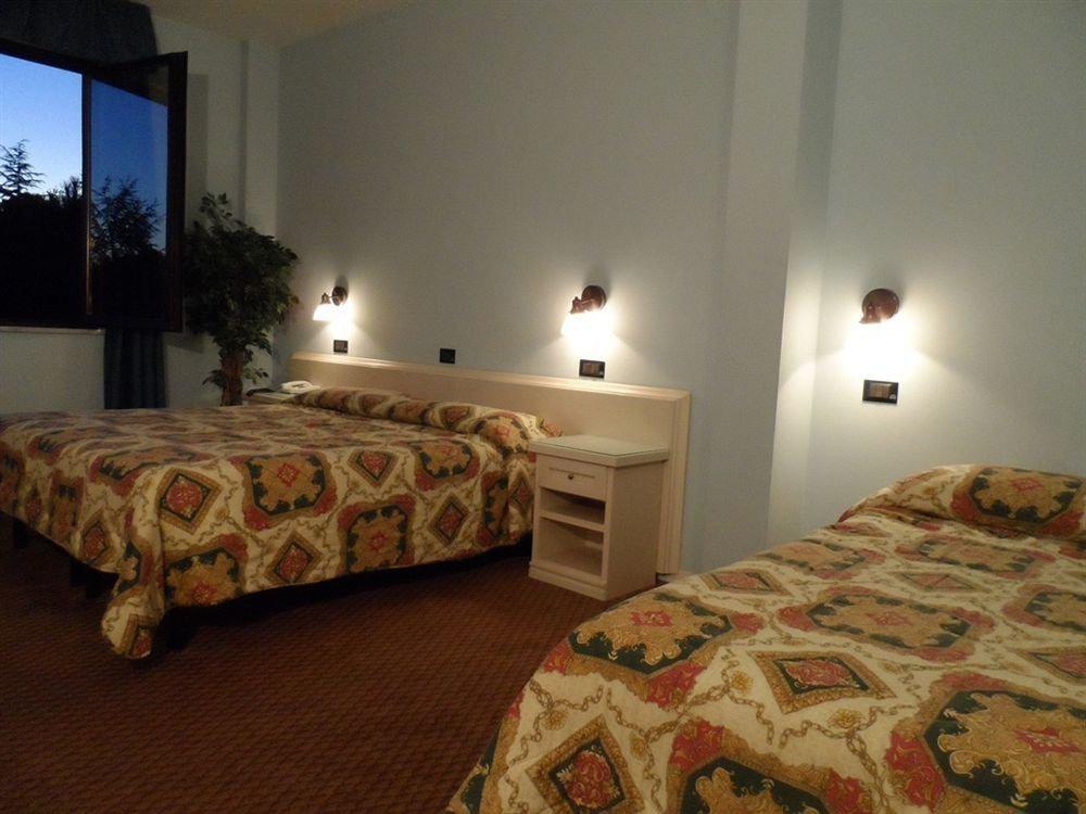 Il Grifo Hotel E Bisteccheria Toscana Montepulciano Stazione 외부 사진