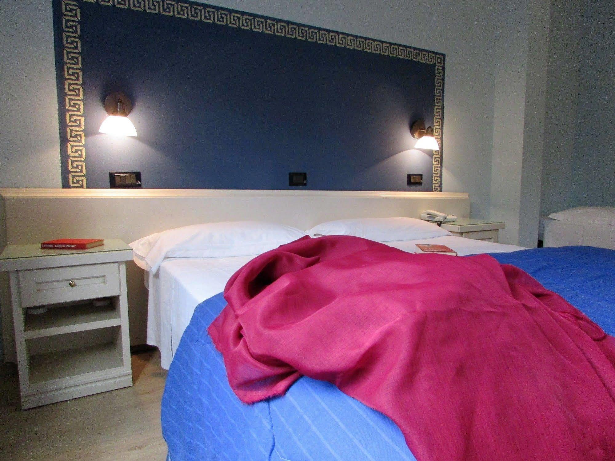 Il Grifo Hotel E Bisteccheria Toscana Montepulciano Stazione 외부 사진
